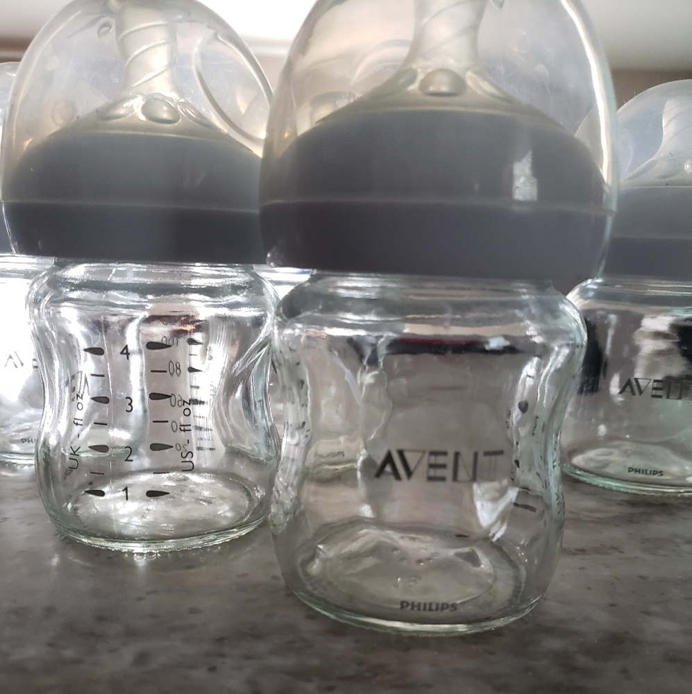 Avent glass bottles
